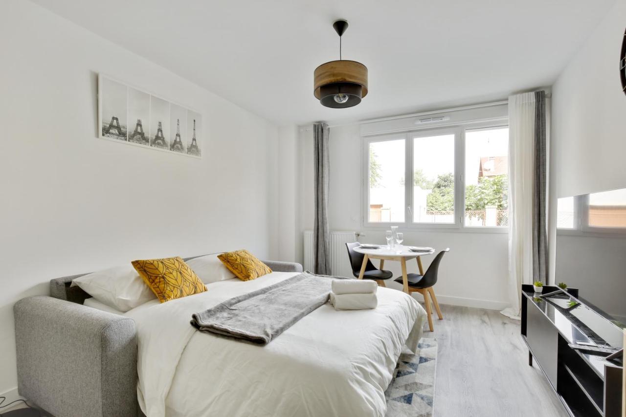 Chic Studio Near Paris - La Defense Bezons Bagian luar foto