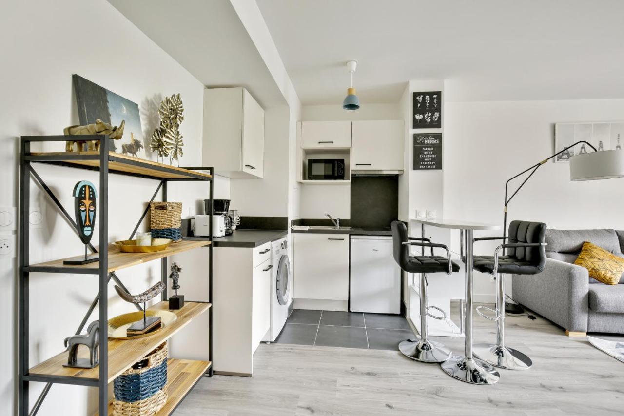 Chic Studio Near Paris - La Defense Bezons Bagian luar foto